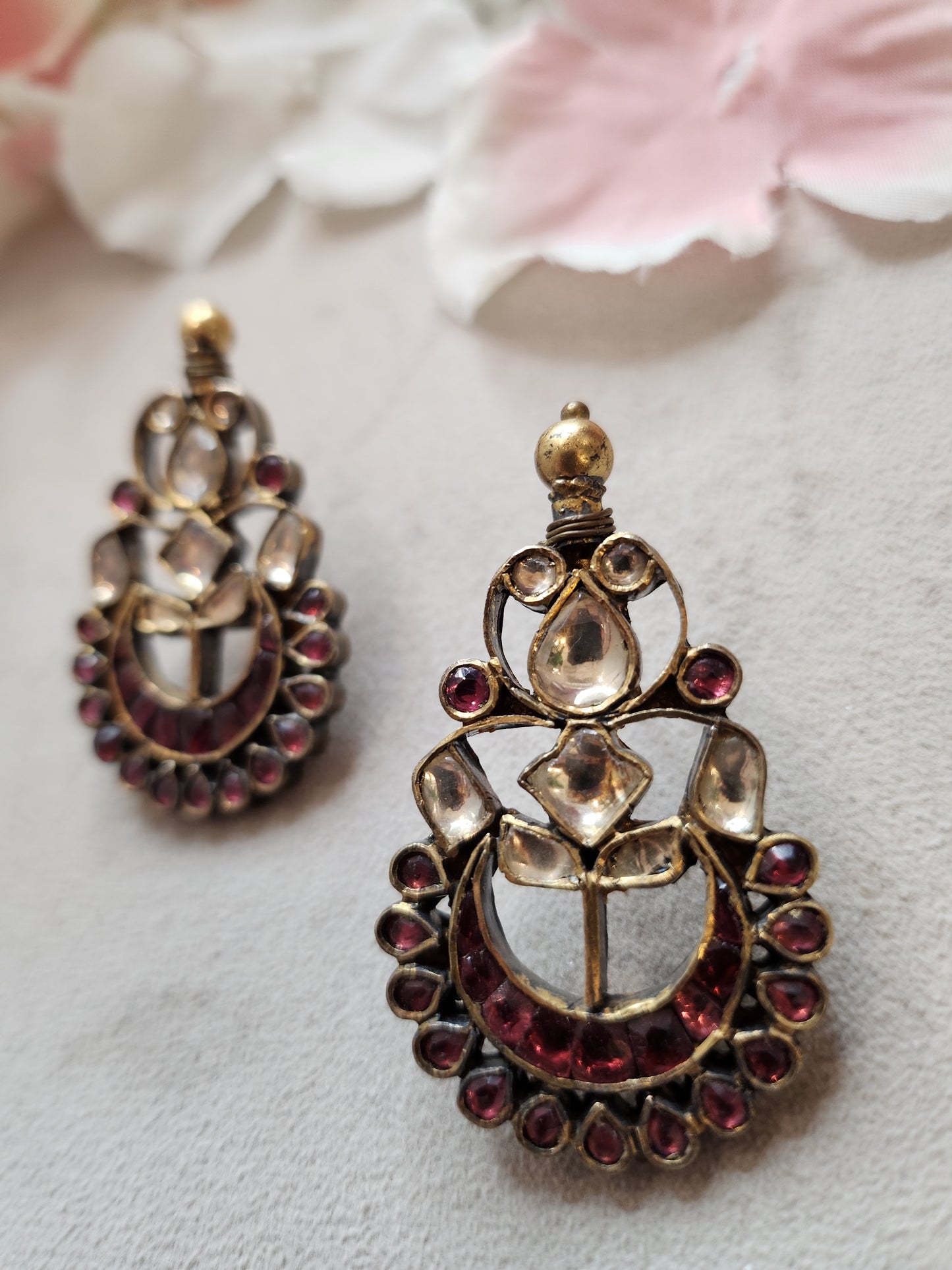 VINANTI MANJI JEWELRY - Kundan with rubellite stone earrings