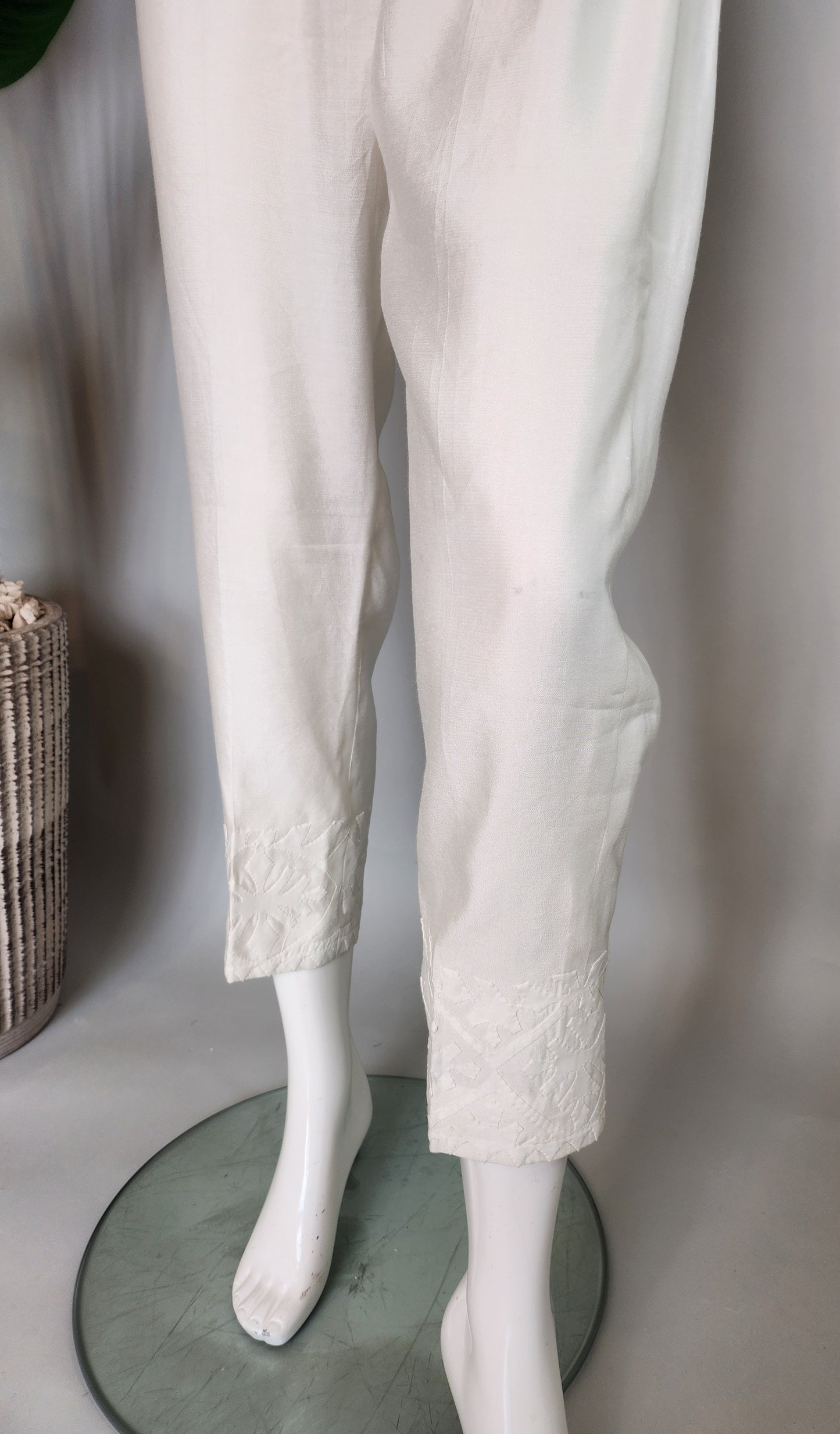 KAAM - White Pants Ralli