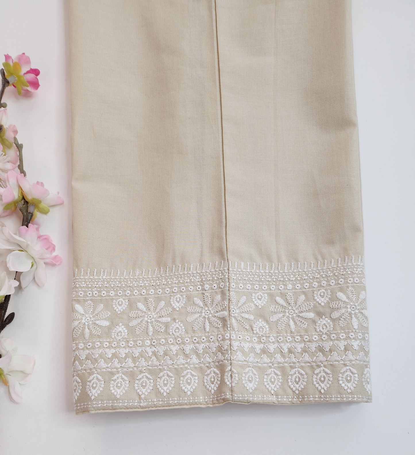 IMAGE - Schiffli Embroidered Pant