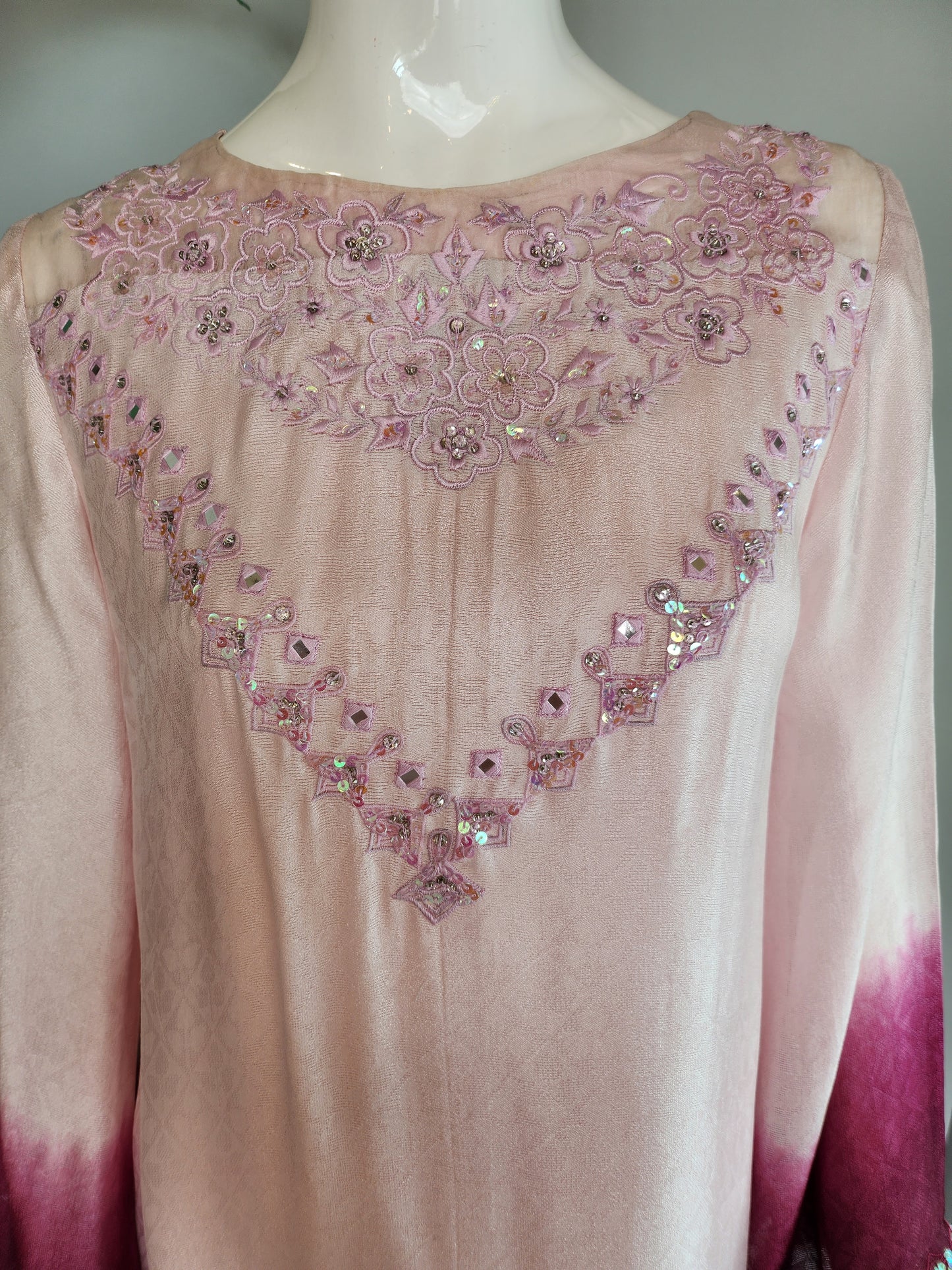 FARAH ZUBAIR - Esme Pink shaded