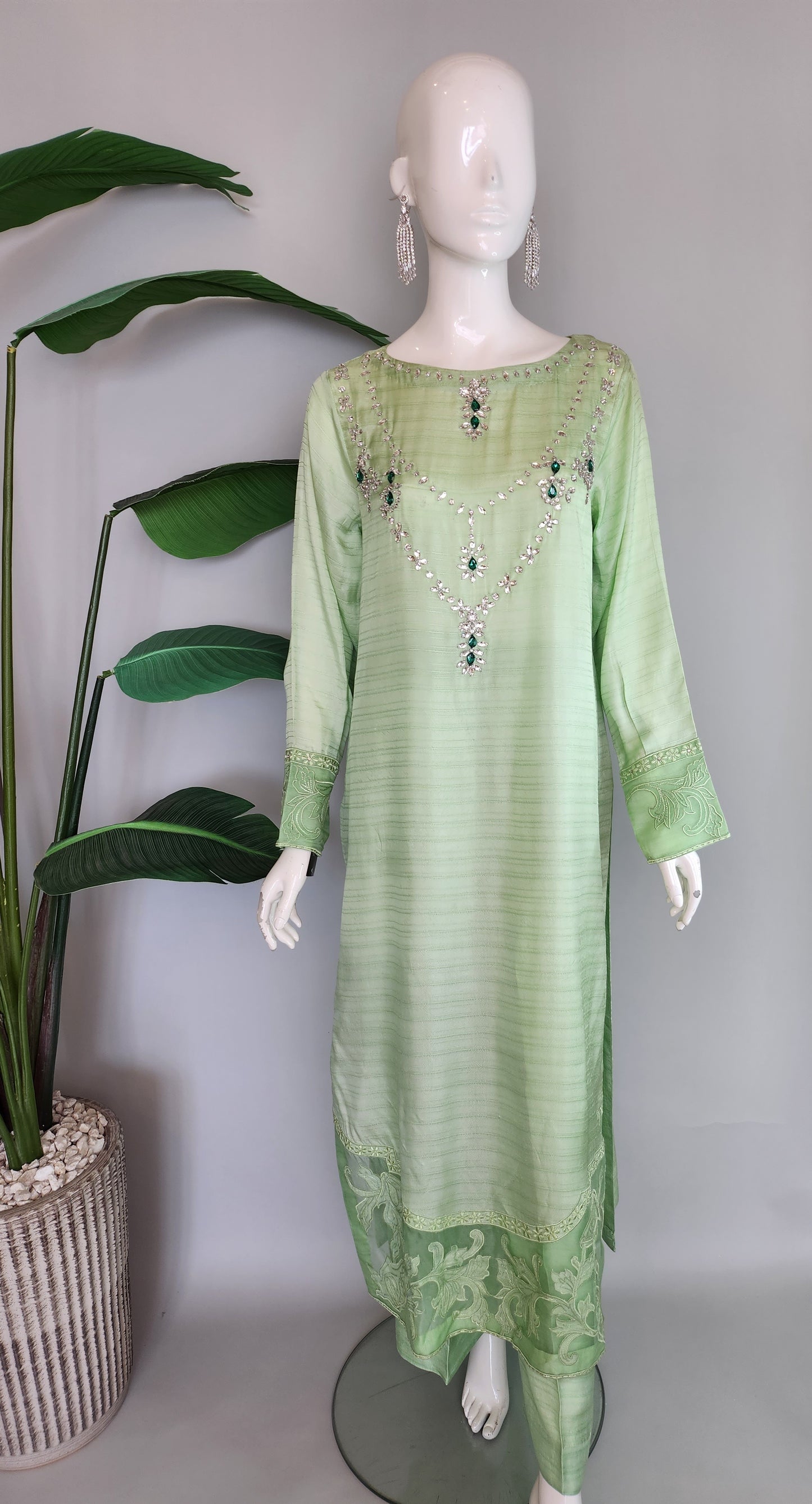 FARAH ZUBAIR- Arha Mint Green