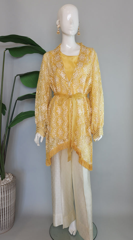 ANAM AHKLAQ - Yellow Coat