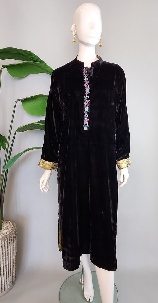 HOUSE OF REINA - Black Velvet Kaftan