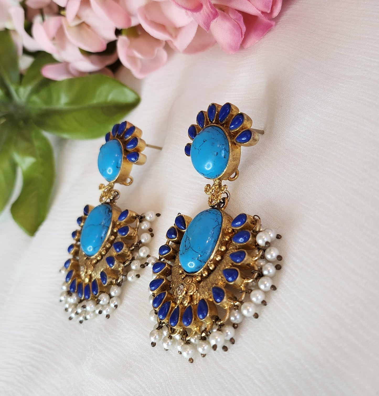 VINANTI MANJI JEWELRY - Blue Dangler