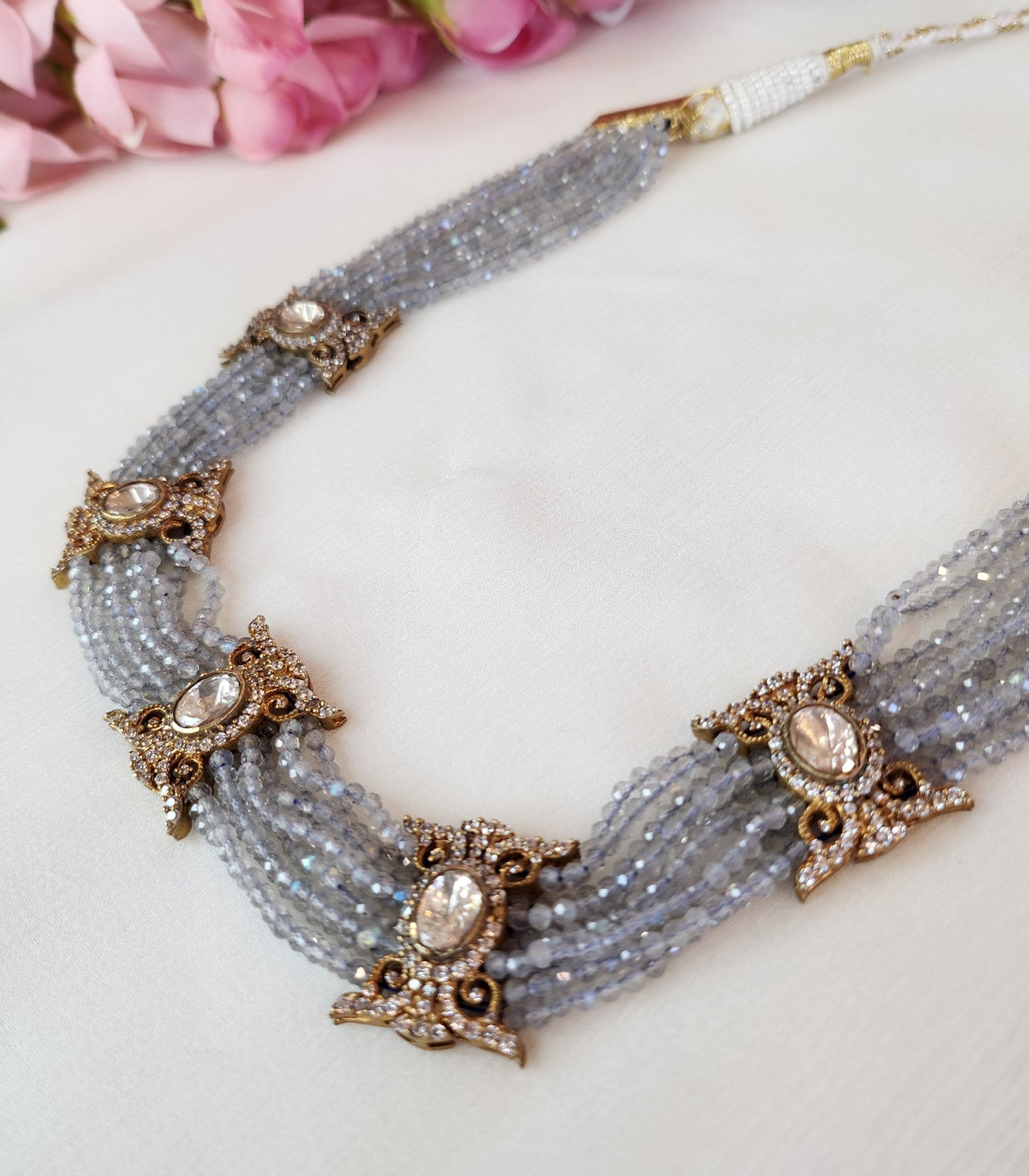 VINANTI MANJI JEWELRY - Slate blue quartz beads with kundan polki choker