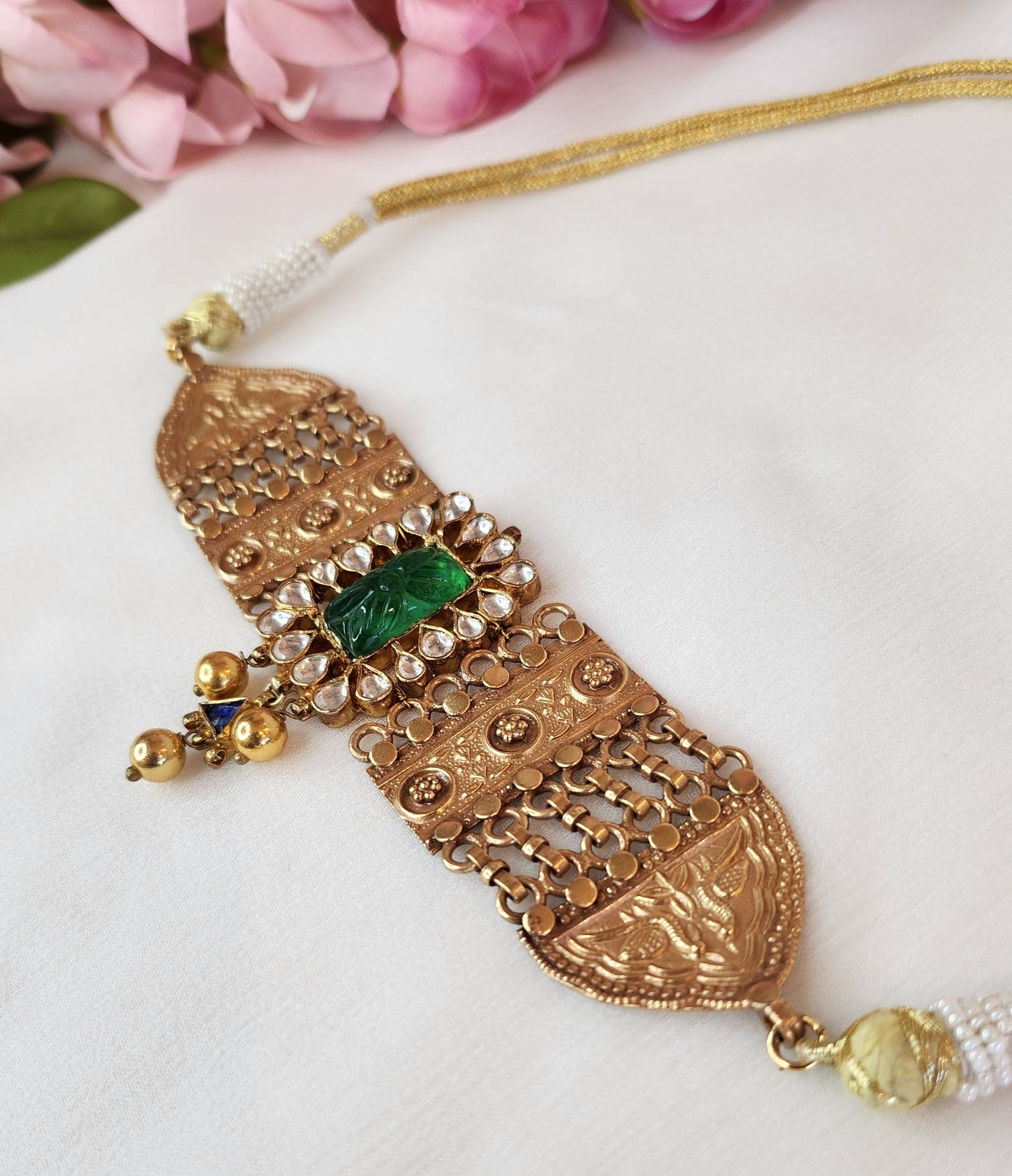 VINANTI MANJI JEWELRY - Square style kundan with green stone