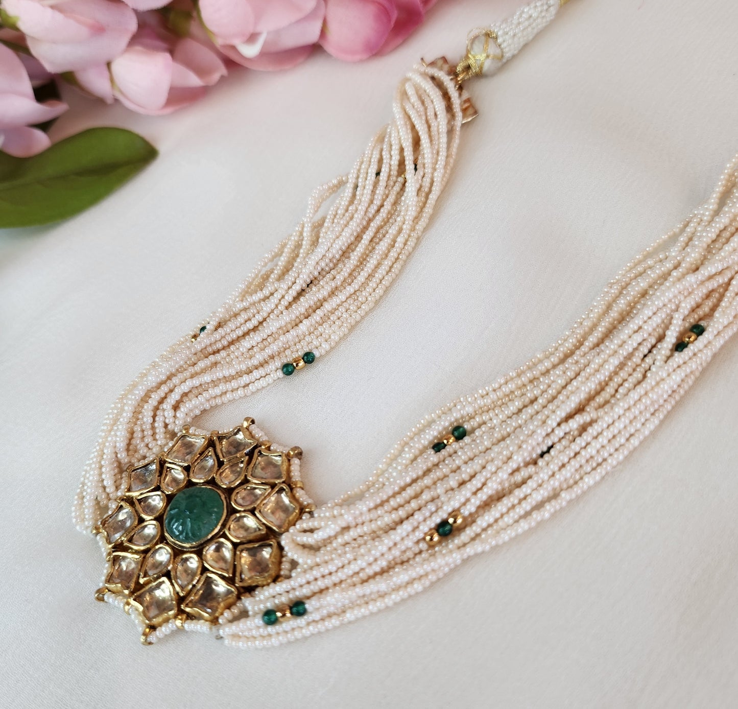 VINANTI MANJI JEWELRY - Flower layered necklace