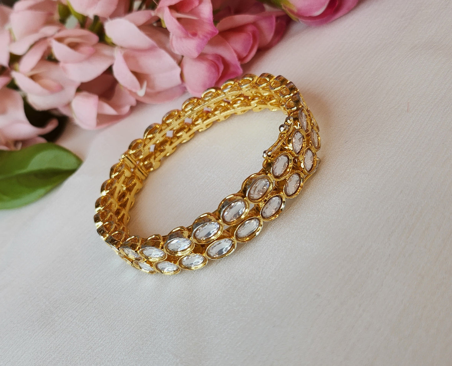 THE BUTTERFLY EFFECT - Kundan Bangle