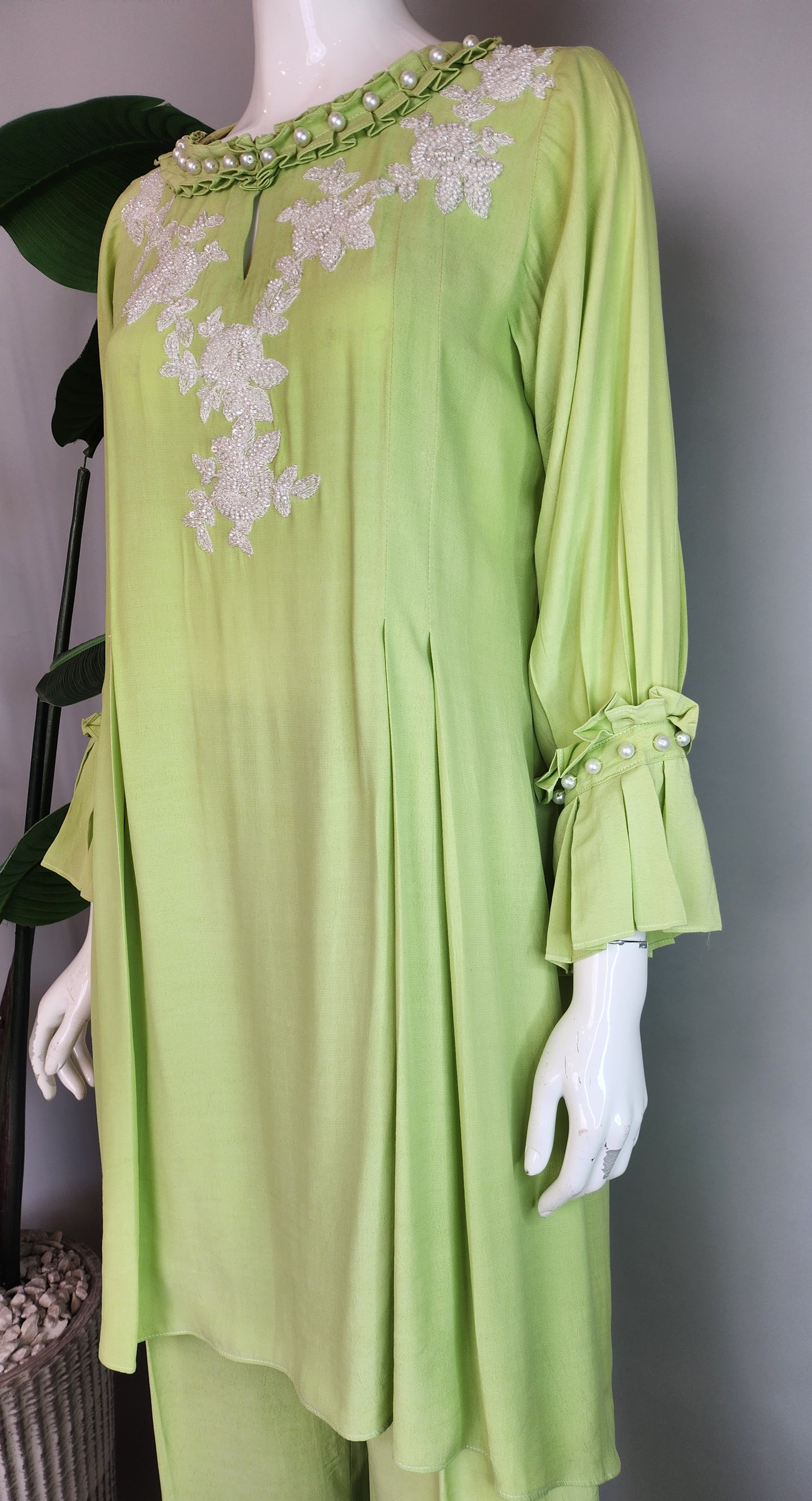 MARIA RAO - Mint Green Pleated