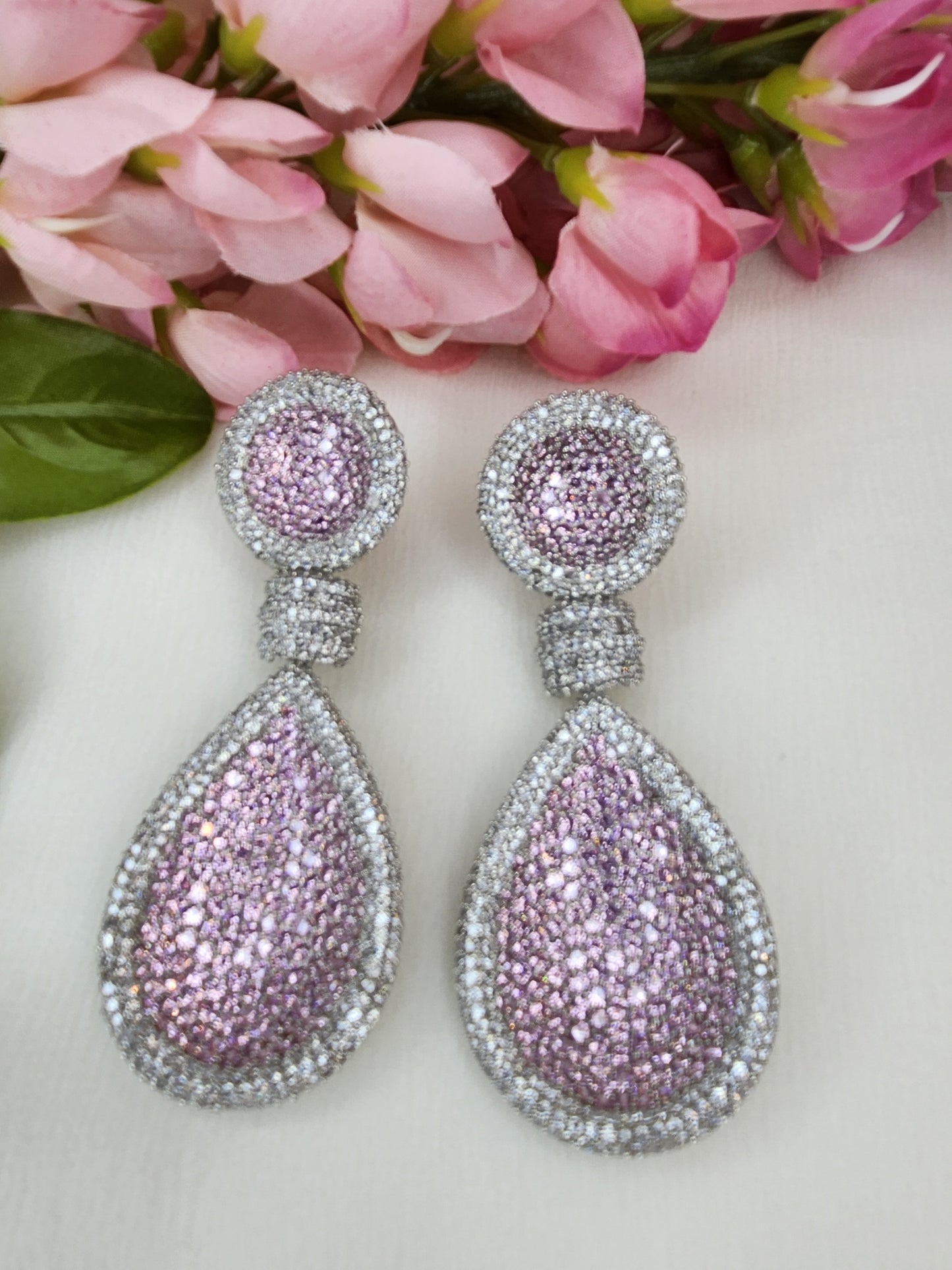 THE BUTTERFLY EFFECT - Oval Shape earrings