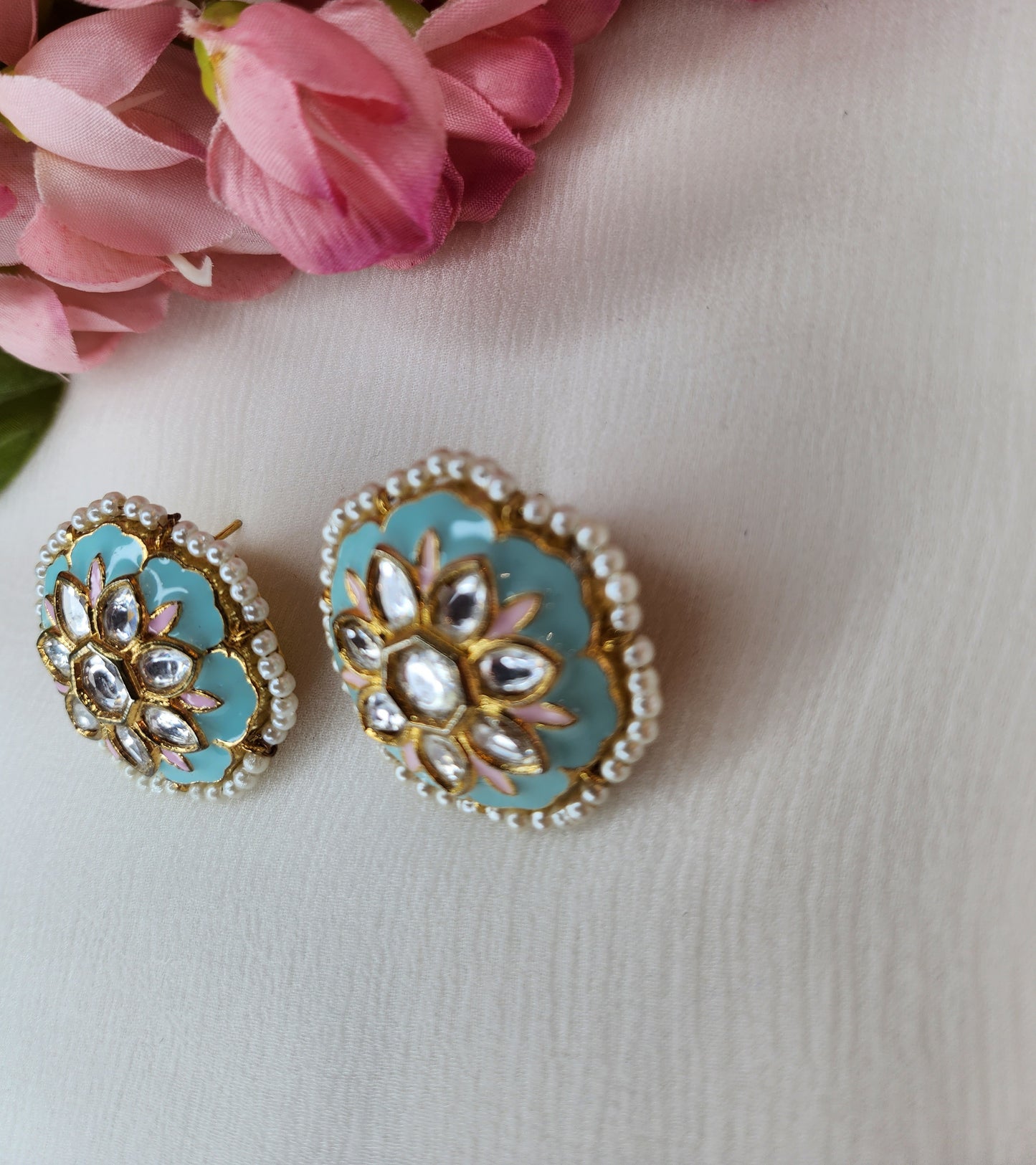 THE BUTTERFLY EFFECT - Light blue kundan earring