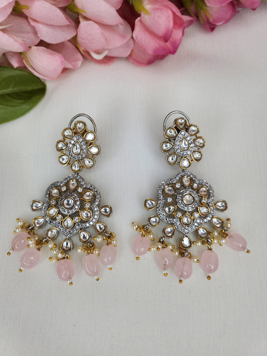 THE BUTTERFLY EFFECT - Gold Earrings with Pink stone