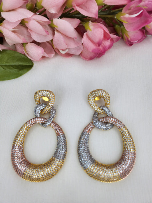 THE BUTTERFLY EFFECT - Three Tone Circle Earrings