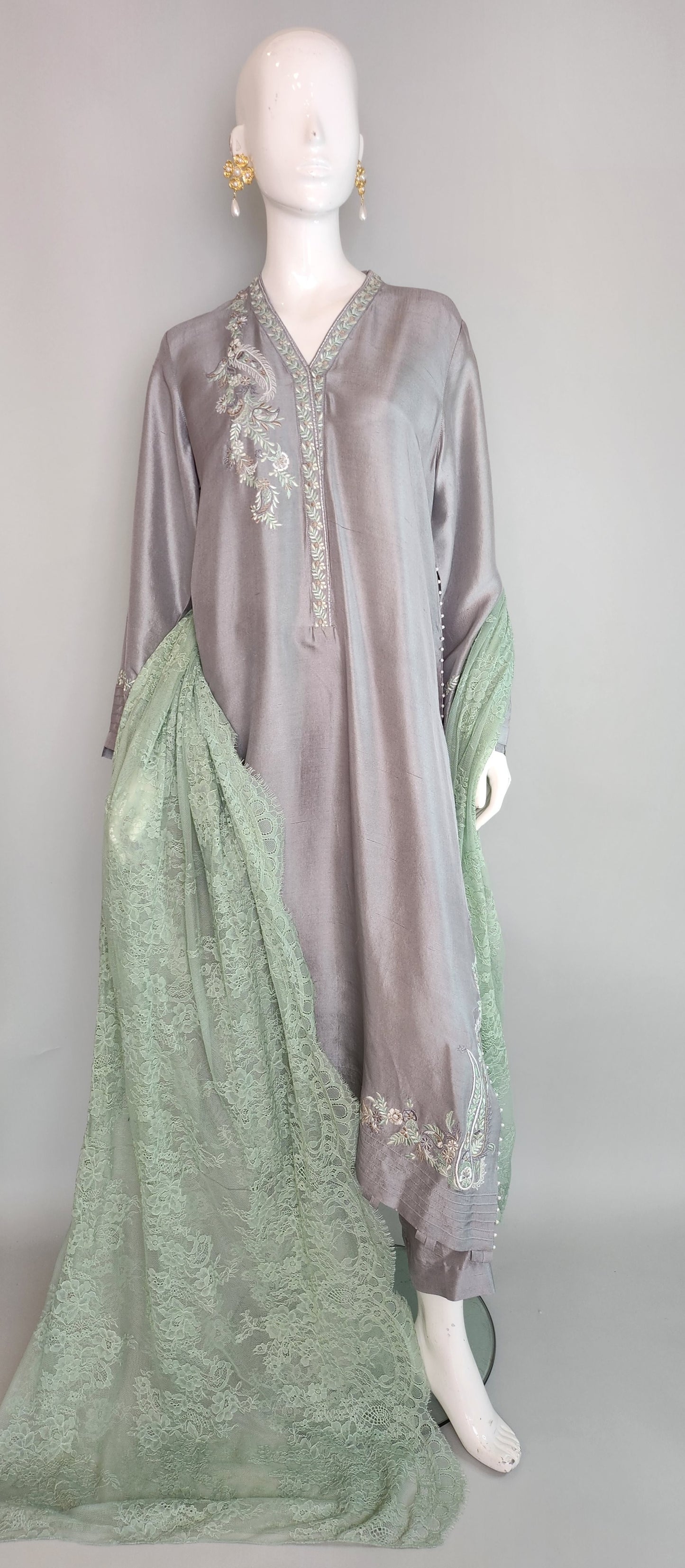 AMBREEN FARRUKH - Grey Raw Silk