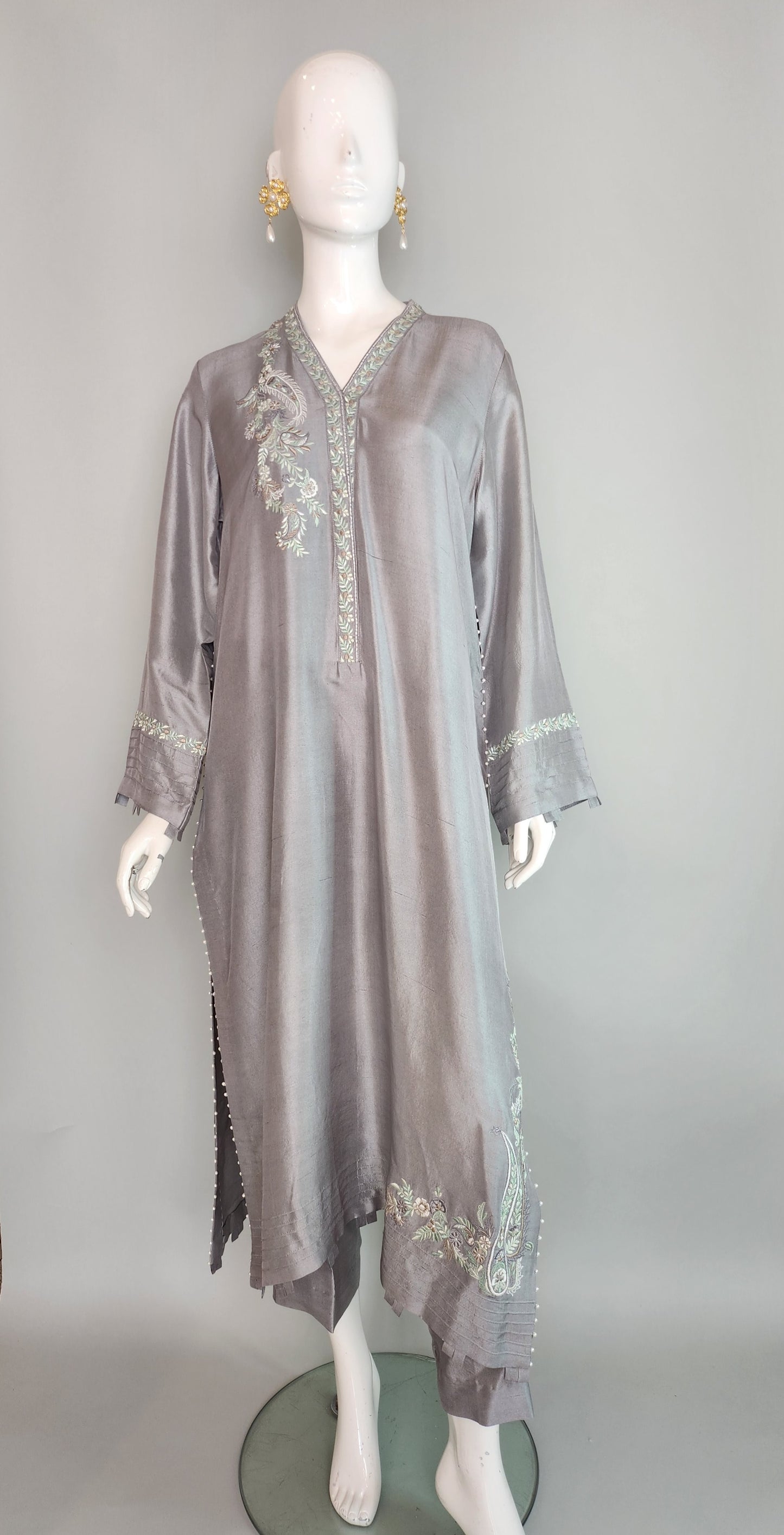 AMBREEN FARRUKH - Grey Raw Silk