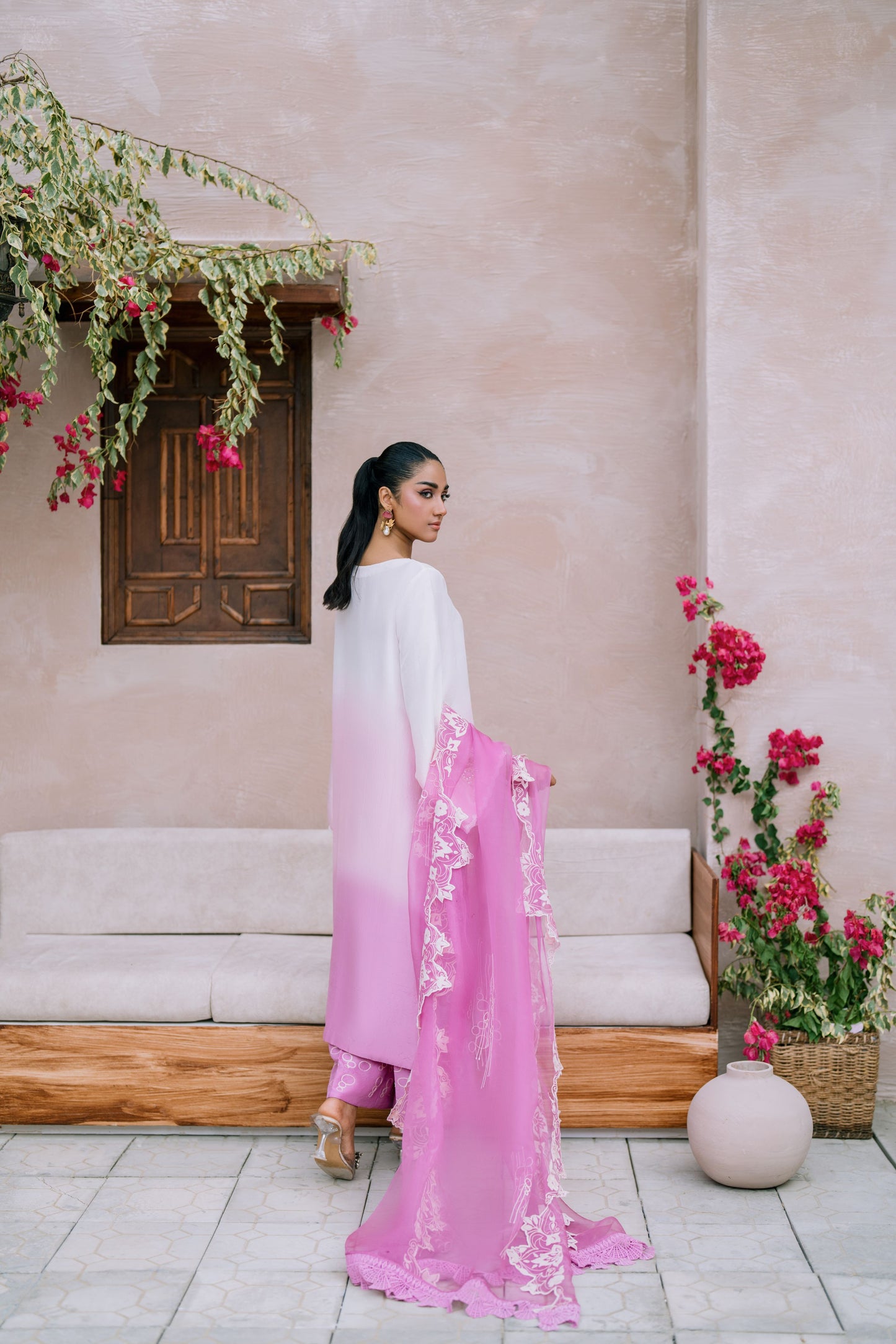 FARAH ZUBAIR - Pink Ombre