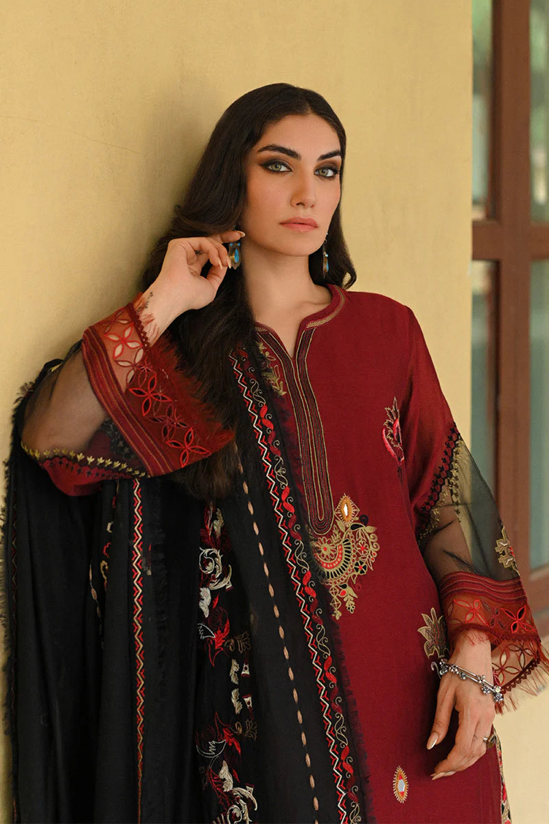 SUMAIRA KHANANI - Insia Red