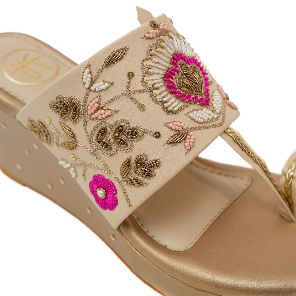 LOVE KAARI - Wild Flower Wedge Heel