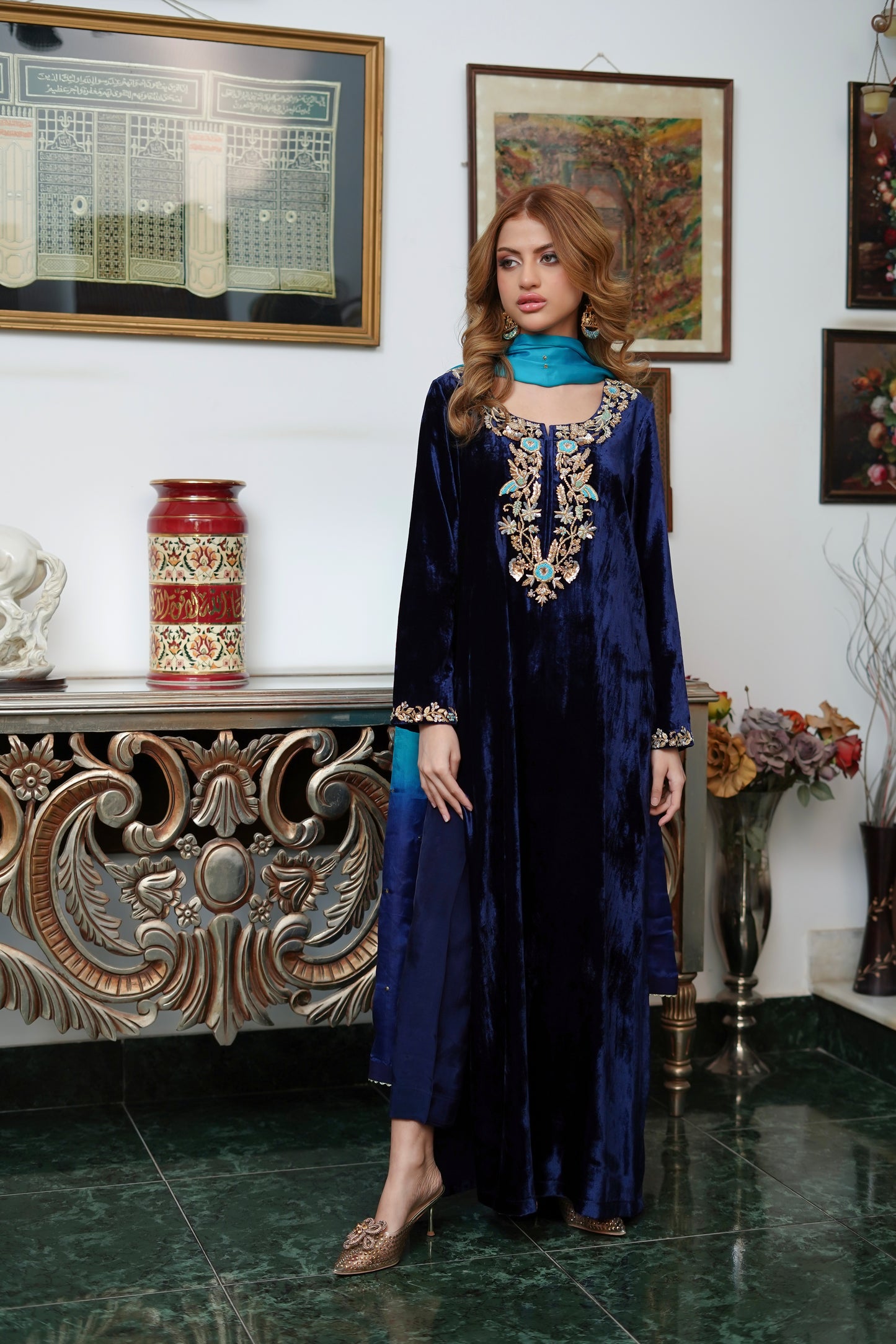 ASHJAIN SAFWAN - Navy Blue Velvet