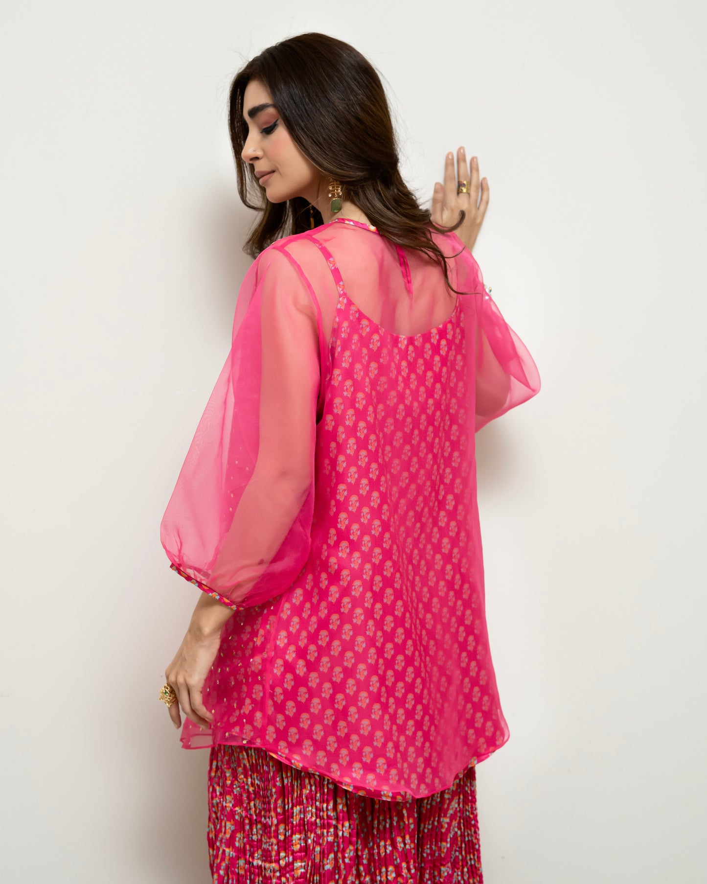 ASHJAIN SAFWAN - Shocking Pink