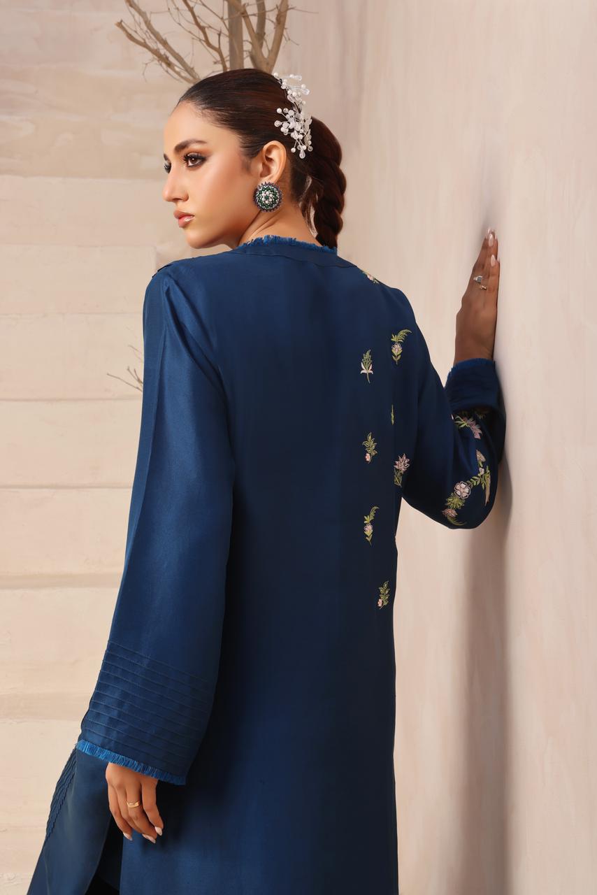 AMBREEN FARRUKH - Lilly blue rawsik