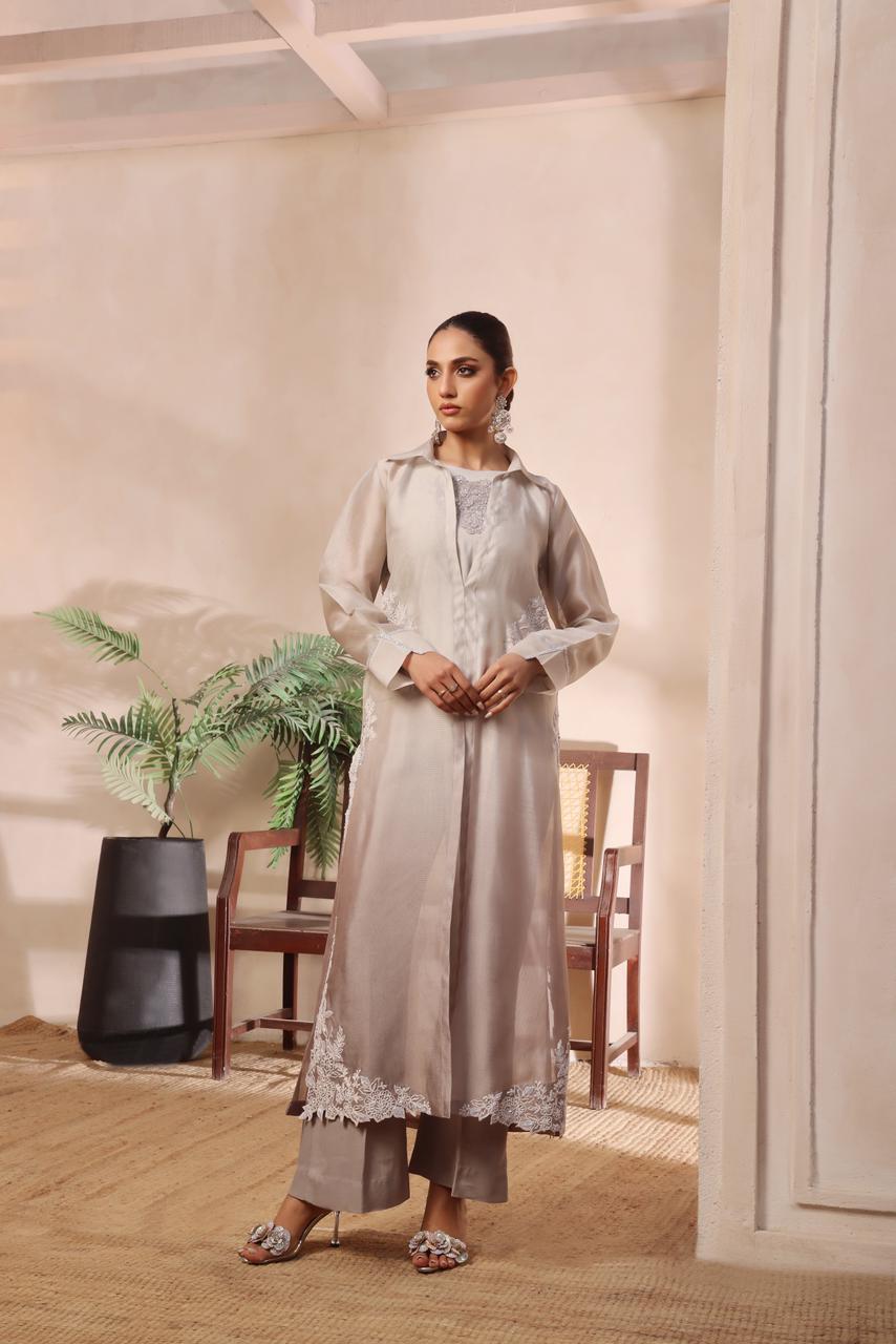 AMBREEN FARRUKH - Grey Ombre