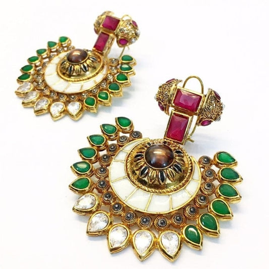 ZAHEEN KAMRAN - Moon Plus Earrings