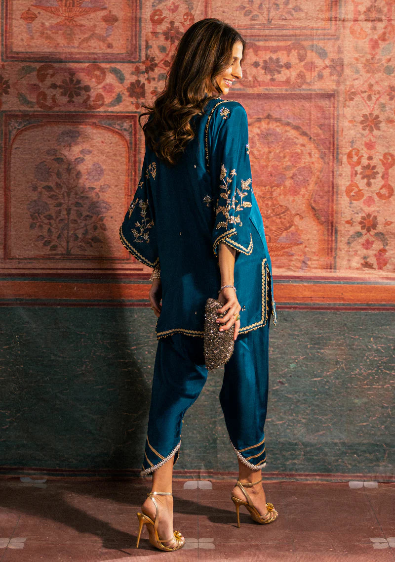 ZAINAB ZULFIQAR - Ferozi