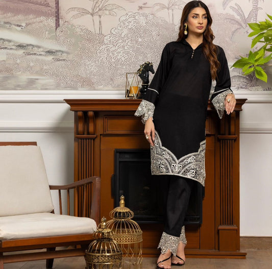 THREADS AND MOTIFS - Black Embroidered suit 2pc