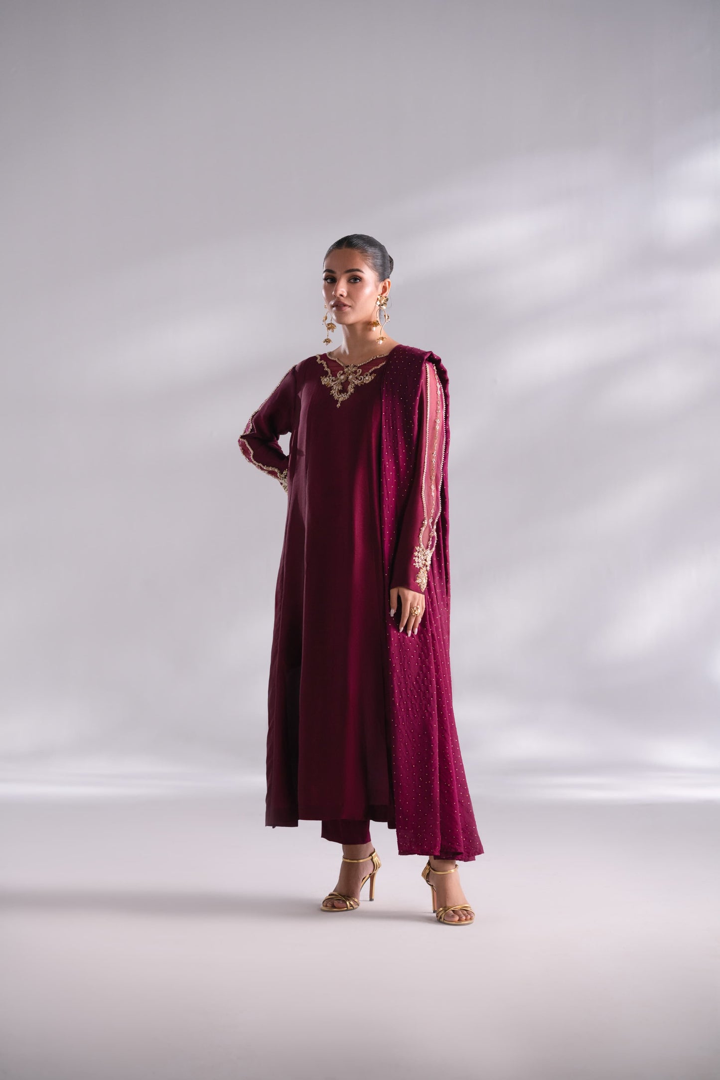 Mehak Yaqoob Couture - Rosa with plain Dupatta