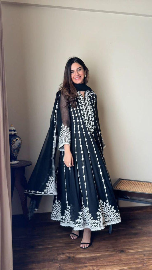 SABEEN MANEKIA - Black Cotton Net with Aari