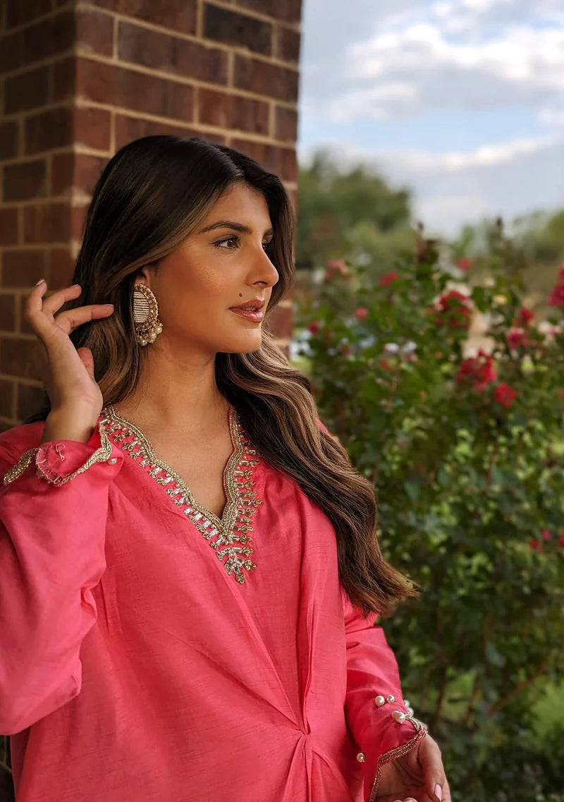 ZAINAB ZULFIQAR - Miral in Rogue Pink