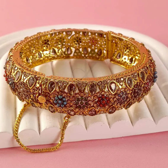 ZAHEEN KAMRAN - Multi Floret Bangle