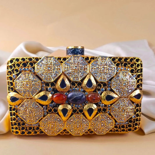 ZAHEEN KAMRAN - Sapphire Clutch